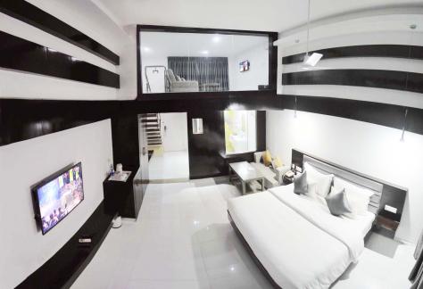 Grande Duplex Room