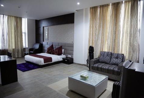 Super Deluxe Room