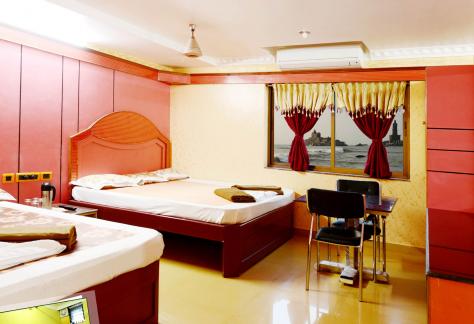 Super Deluxe 4 Bed