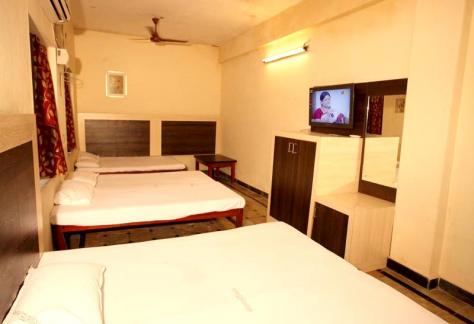 Room Photo4