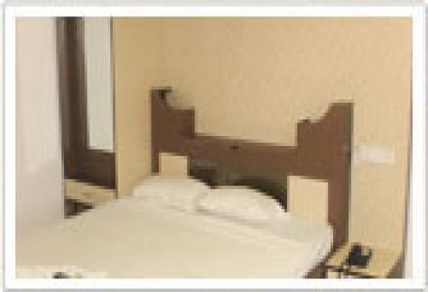Dlx Room