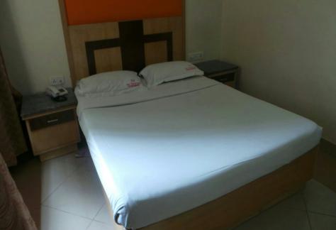 Room Photo 1