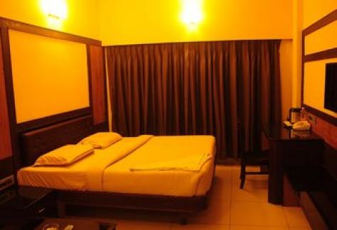 Executive Room Photo 2