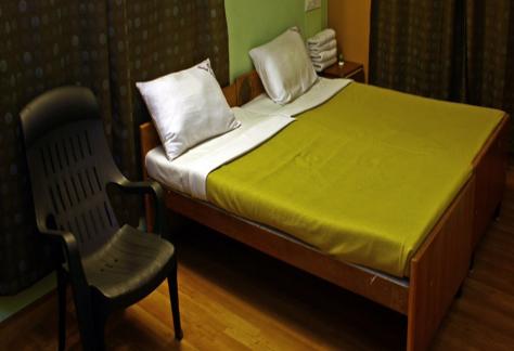 Deluxe Five Bed