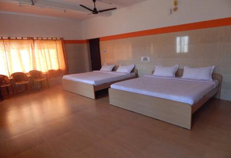 Executive 4Beded Room