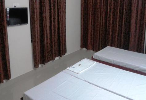 Triple Deluxe Room