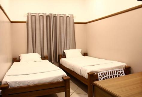 Deluxe Twin Bed