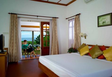 Lake View Room